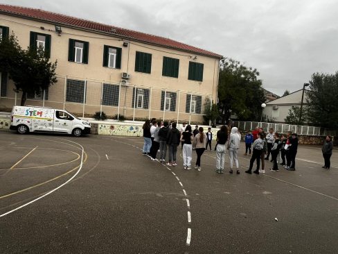 učenici oš starigrad u np paklenica 2