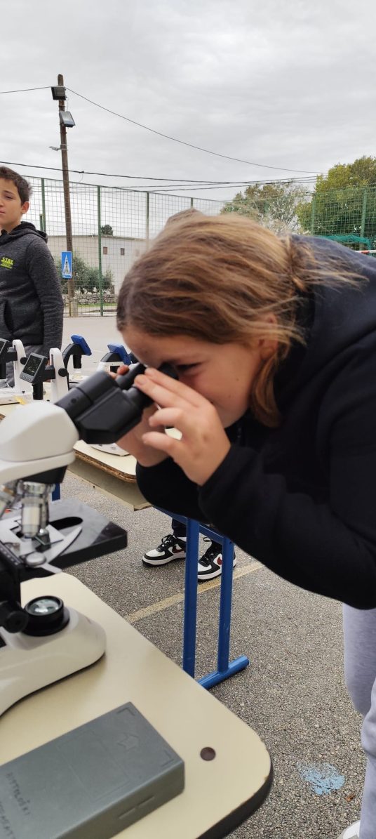 učenici oš starigrad u np paklenica 7