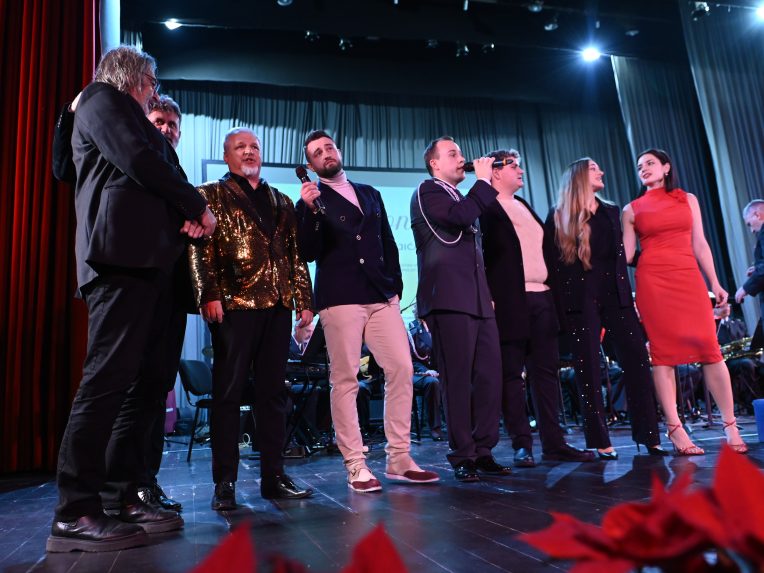 54210279852_c476deaff8_o