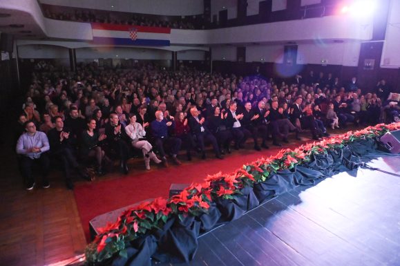 54211179786_d472805b5f_o