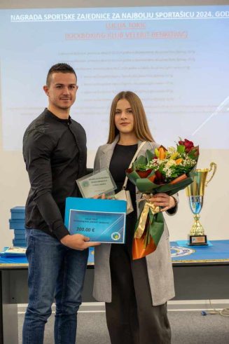 Lucija Tokić Kickboxing klub Velebit Benkovac - najbolja sportašica Grada Benkovca