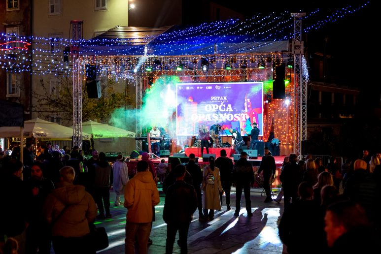 advent-rockatansky-FOTO-Linda-Vidovic-1-12-37