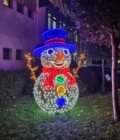 ob zadar božić ukras