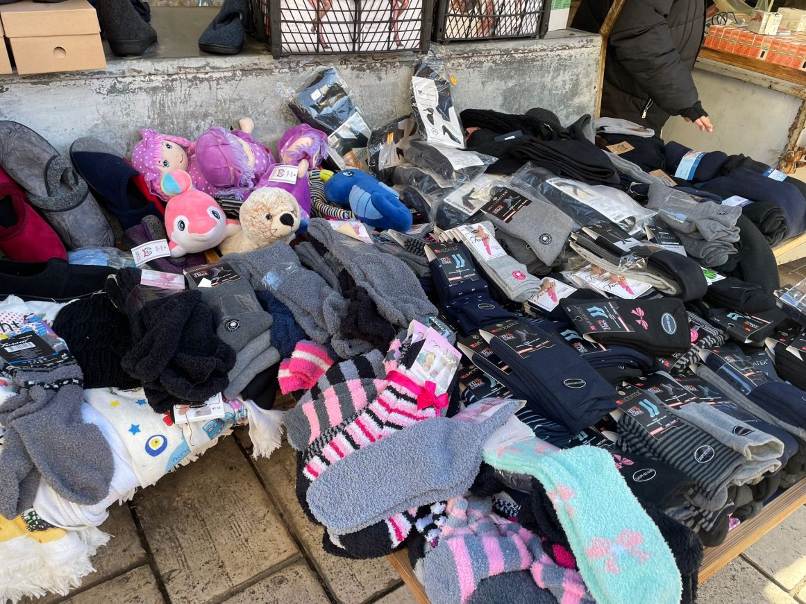 štand-s-odjećom-hvidakovic-04