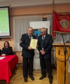 dvd pljusak nin i dvd vrbovec bratimljenje vatrogasci 5