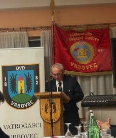 dvd pljusak nin i dvd vrbovec bratimljenje vatrogasci 6