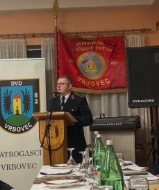 dvd pljusak nin i dvd vrbovec bratimljenje vatrogasci7