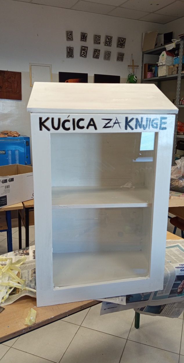 kućica za jnjige murvica 9