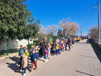 poličnik vrtić maškare 2025 e