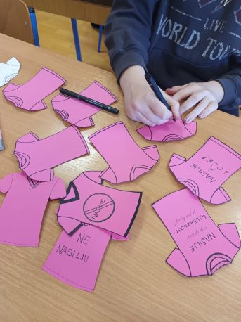 špud ružičaste majice 5