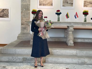 3b2fa88b-a964-44a6-a38b-4c95a5a2dbb9