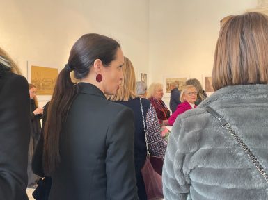 ad956e35-c14a-417d-bbb2-94596a072e30