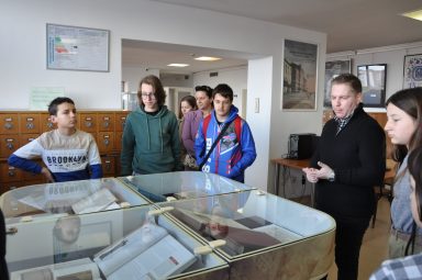 knjižnica učenici sali posjet 6