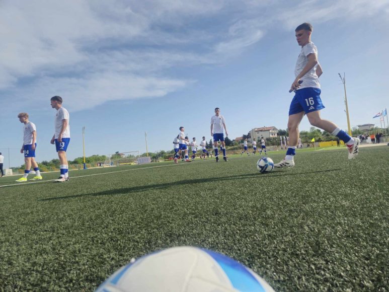 490980693_1685549096467365_1880728520382621166_n