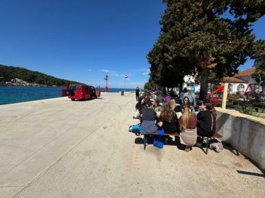 IMG-20250407-WA0037-733x550