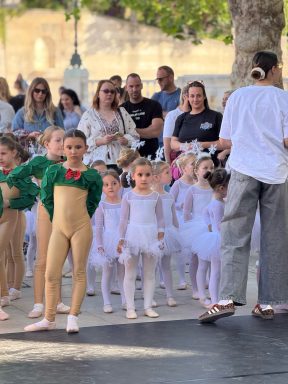 e9ae8499-5411-4086-9fc4-407ce48a1484