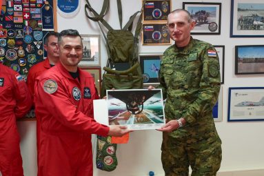 krila oluje 20. rođendan 34