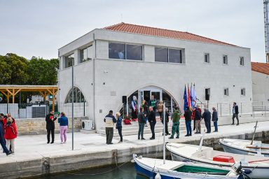 novalja tržnica i ribarnica ivan dabo 10