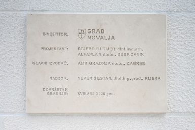 novalja tržnica i ribarnica ivan dabo 3