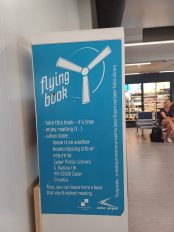 knjižnica police book 4