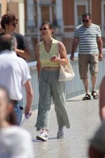 zadar špica sunčano proljeće turisti kalelarga riva forum narodni trg 52