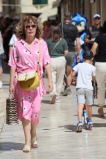 zadar špica sunčano proljeće turisti kalelarga riva forum narodni trg 64