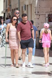 zadar špica sunčano proljeće turisti kalelarga riva forum narodni trg 73