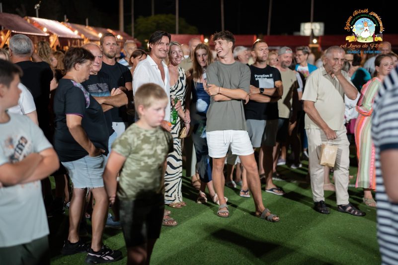 524684125_1051007483888676_590189564481614593_n