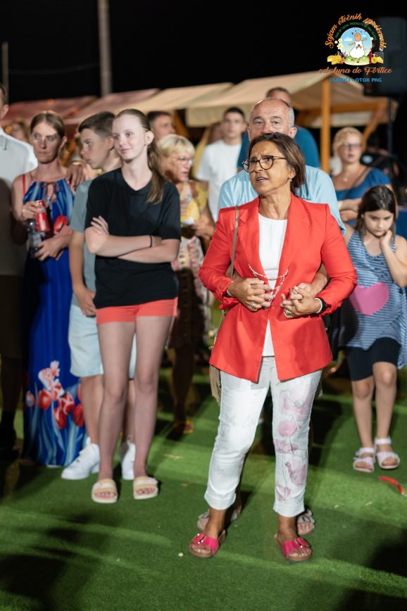 525693107_1051005750555516_2692164546974212335_n