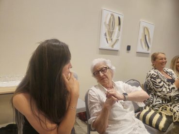 8a2eeb8e-73d4-475f-8c4d-142e16dcae74