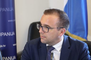 ante zupan asitnica_8725