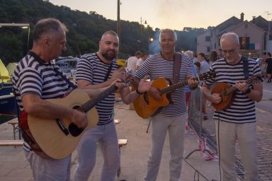 2419f08a-0254-4e28-b472-843d9a326c7a