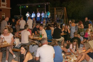 299552bb-1a73-4a9e-a793-a095498203bc