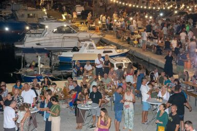 3f8d0fcf-178e-4b42-bb38-a172a35872c5