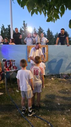 7bb61e18-94e7-4baf-8efa-3032fbaa45c9