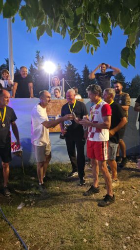 87272cec-890b-403c-af28-2cdb5d6d65cc (1)