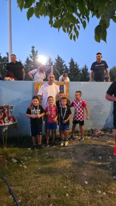 d52f2c65-d781-4746-ba95-4e0e6a4a32e5