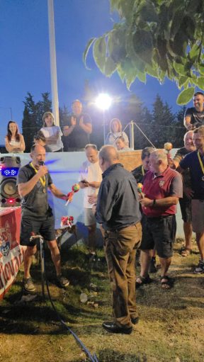 de935d40-bcfd-45db-a53c-1c26c241c5e2