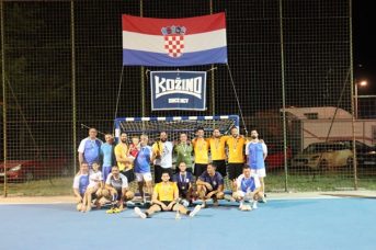 kožino naša dica kožina stari mladi