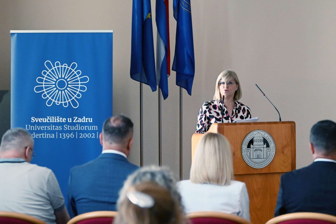 sveučilište obitelj