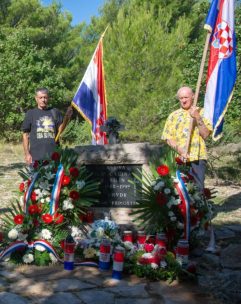 1016efa4-86e8-47c7-b23a-15c862e4a856