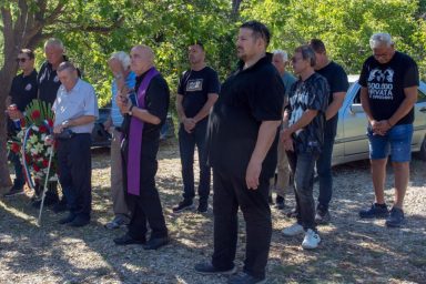 2a2cbbb5-0538-463b-b6d4-20e8a541e78a