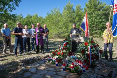 4cb1d2d4-505b-48ba-8767-b33519ede1c6