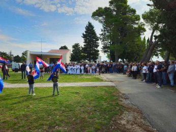 556699936_24239447122421808_2535783990811153045_n