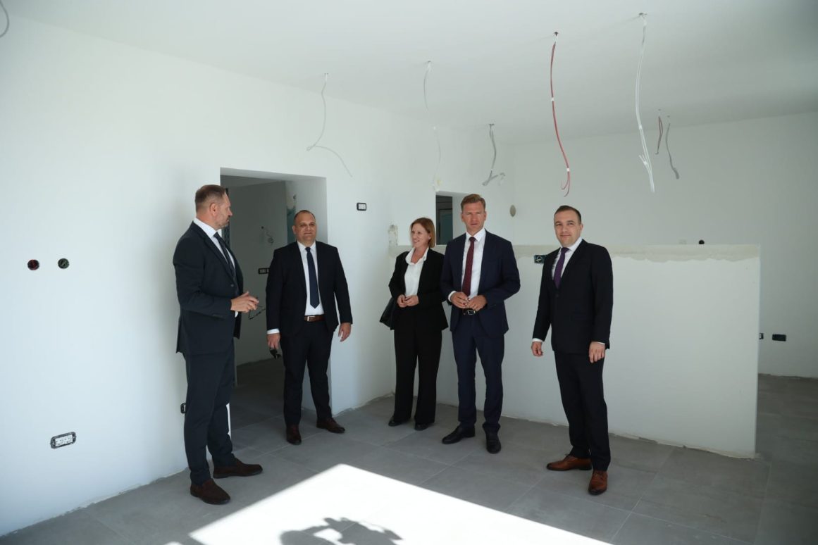 PREKO UGLJAN bilaver 4