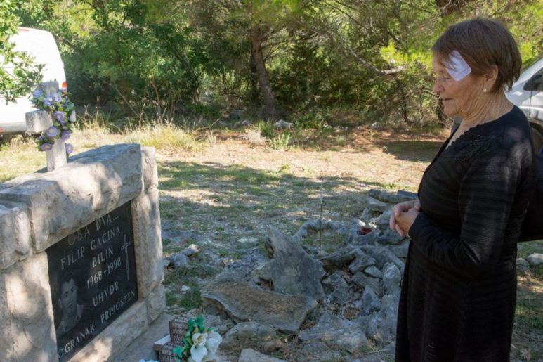 aaf46b5f-73c0-4c46-bcb2-481ac06422c9