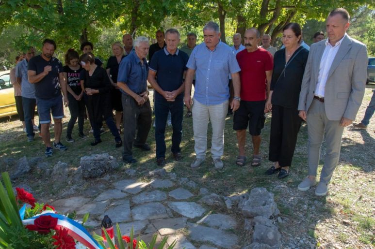 b5d6dc42-ade1-4e4d-ab7c-a0c9eca1547e