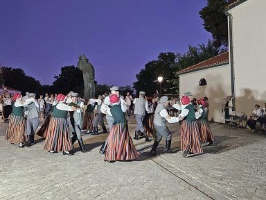 nin glazba folklor ples festival 14