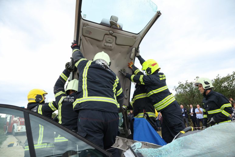 zadarska županija hitna služba prometna mesreća vježba 14