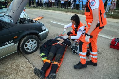 zadarska županija hitna služba prometna mesreća vježba 16